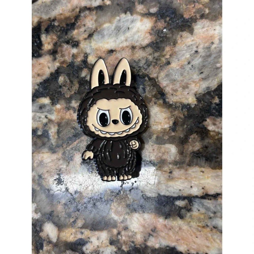 LABUBU ENAMEL PIN-Brown NO TAGS